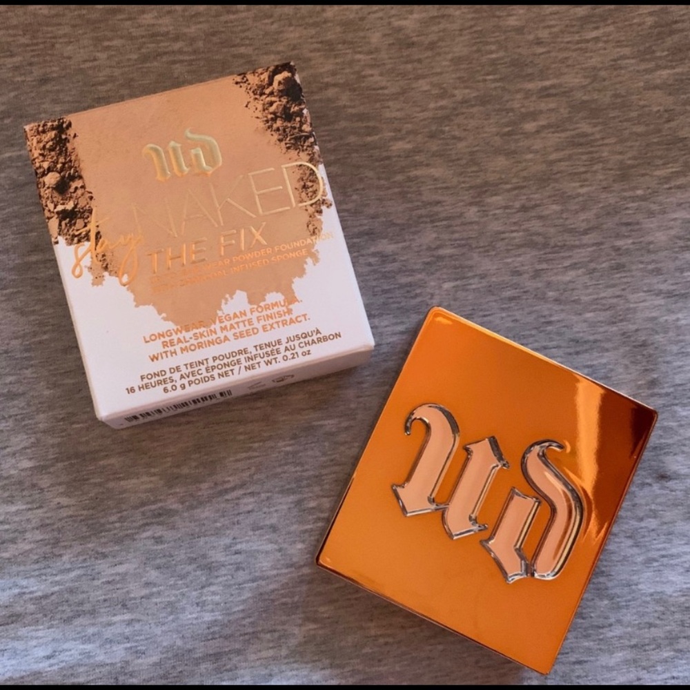 Stay Naked The Fix Powder Foundation 50CP